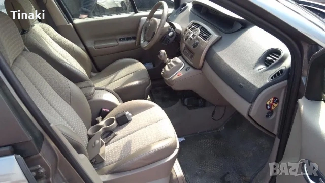 Renault Scenic 1.9 DCI НА ЧАСТИ, снимка 9 - Автомобили и джипове - 53437749