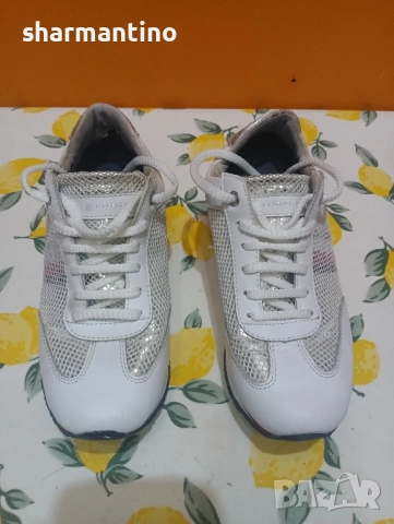 Tommy Hulfiger N 37 - 17 лв, снимка 3 - Маратонки - 51737139