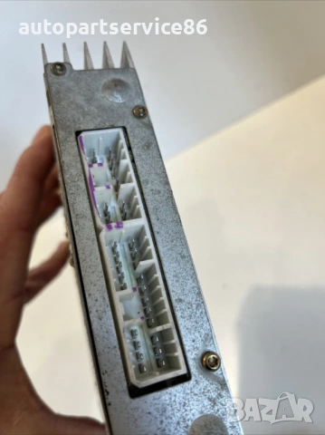 Стерео усилвател за Jeep Commander 3.0 CRD (2010) 05064118AJ, снимка 2 - Части - 53493489