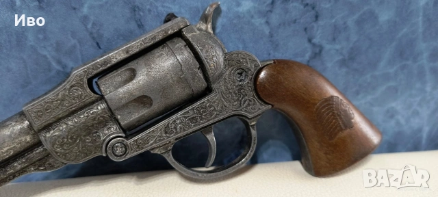 Винтидж италианска реплика на револвер Edison Giocattoli - модел Apache, снимка 6 - Други ценни предмети - 53231121