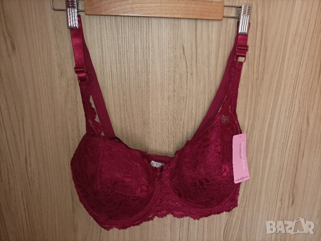 Нов дантелен сутиен 