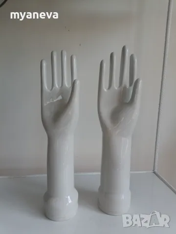 Порцеланови ръце, подходящи за позициониране на бижута или декорация. , снимка 4 - Бижутерийни комплекти - 49766445