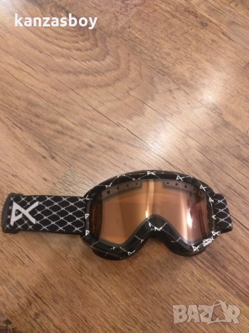 anon ski goggles - страхотна ски-сноуборд  маска КАТО НОВА, снимка 4 - Други - 35324708