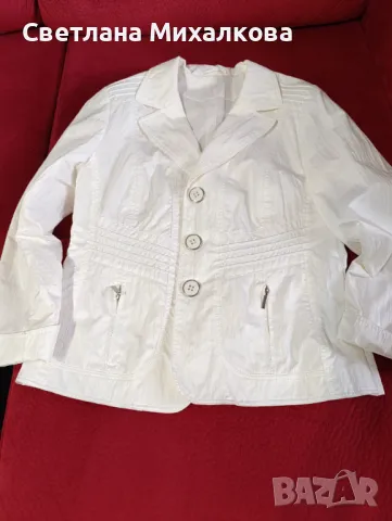 Продавам дамско лятно сако 