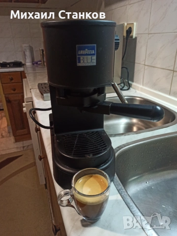 Кафе машина Лаваца , снимка 5 - Кафемашини - 53219957