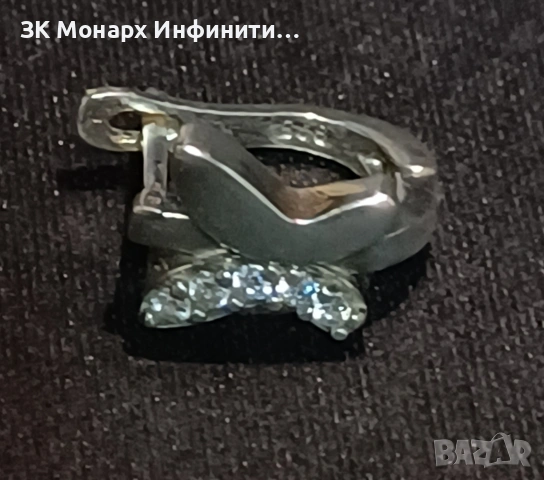 Сребърна обеца 