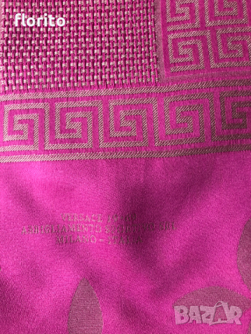 Versace шал в розово 100% оригинал, снимка 4 - Шалове - 36392072