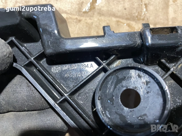 Десен Държач ЗАдна Броня 10A807394A Volkswagen ID.3 E11 pro, снимка 3 - Части - 53505212