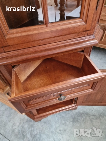 Масивна Ъглова Витрина внос от Германия , снимка 4 - Секции и витрини - 52168101