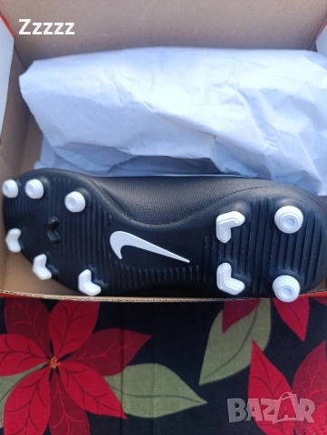 нови оригинални бутонки Найк , снимка 11 - Футбол - 52351591