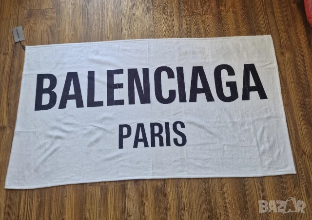 Страхотна плажна хавлия кърпа BALENCIAGA 