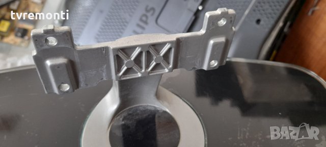 Стойкa за телевизор Philips модел 32PFL6505H/12, снимка 3 - Стойки, 3D очила, аксесоари - 32797714