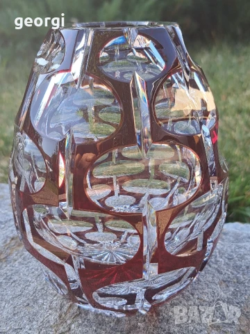 кристална ваза двуцветен рубинен кристал , снимка 3 - Вази - 51385975