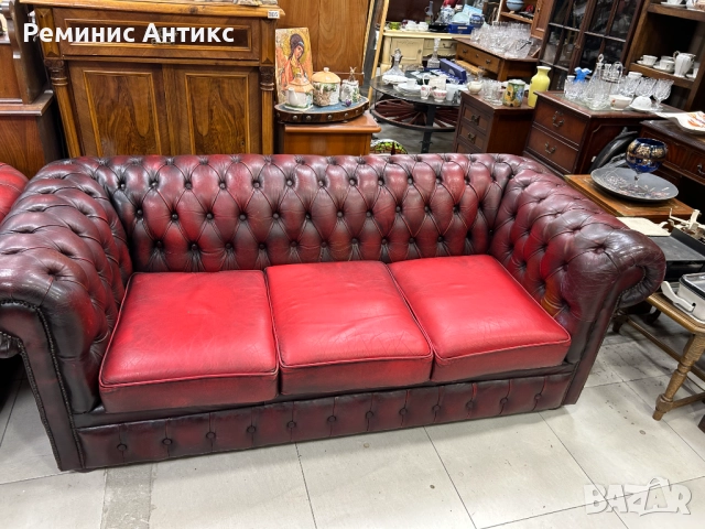 Честръфийлд диван тройка, цвят телешка кръв.