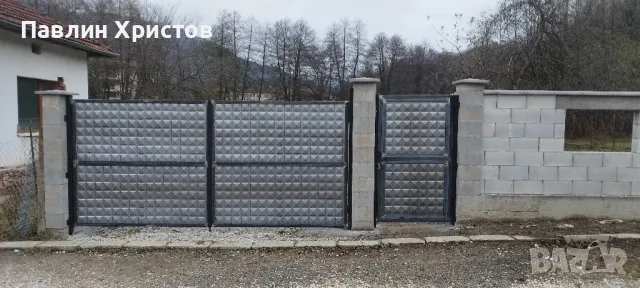 Изработка на различни видове метални врати 