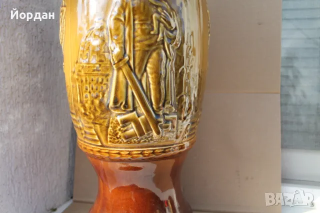 Уникална СССР ваза ''Победа'' Втора Световна Война, снимка 4 - Антикварни и старинни предмети - 47270446