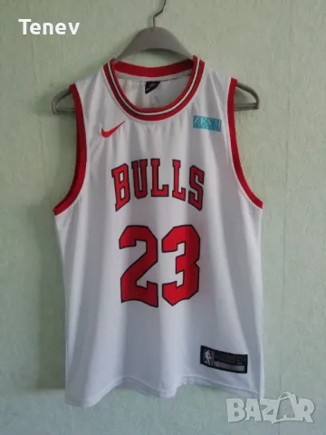 Chicago Bulls #23 Michael Jordan Nike NBA потник бял размер М Чикаго Булс Майкъл Джордан , снимка 2 - Спортни дрехи, екипи - 50114697