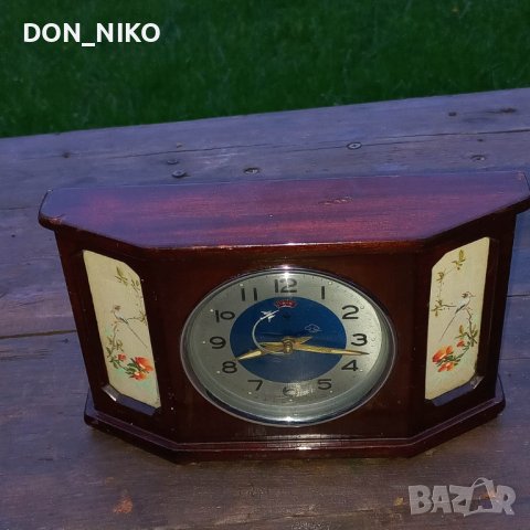 Рядък Китайски дървен Будилник 1950 г, снимка 4 - Антикварни и старинни предмети - 40573856