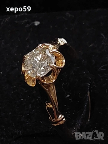 СССР-Златен дамски пръстен с 1 карат(еднокаратов якутски брилянт).Червено руско злато 853., снимка 4 - Пръстени - 53479320