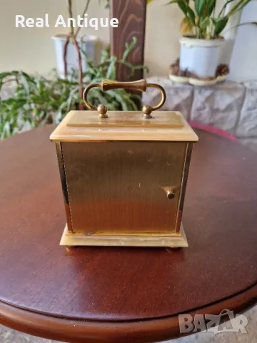 Прекрасен антикварен английски настолен часовник месинг и оникс , снимка 7 - Антикварни и старинни предмети - 50345108