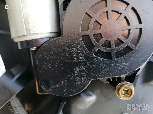 Машинка Моторче Ел. Стъкло Мазда 6 