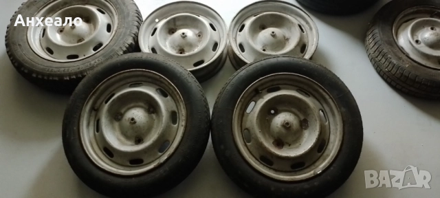 Продавам части за РЕНО / RENAULT 8 / 