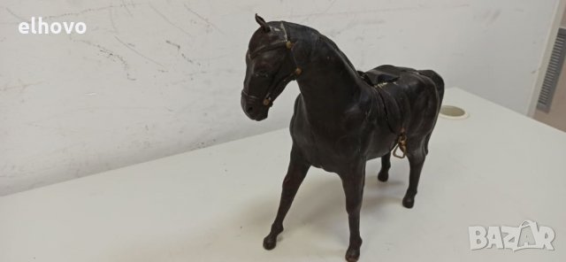 Фигура на кон с естествена кожа, снимка 4 - Антикварни и старинни предмети - 32930595