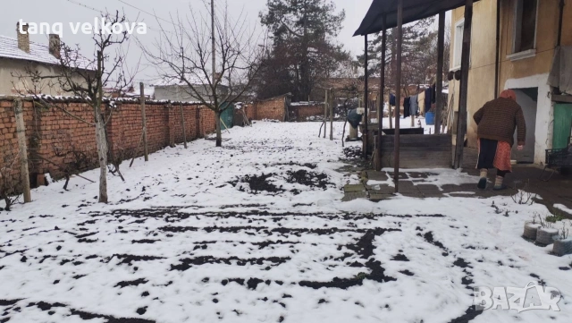 къща 60кв с двор 450кв, снимка 3 - Къщи - 53212127