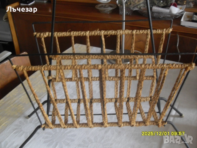 Продавам стойка за вестници,списания или плочи, снимка 4 - Други стоки за дома - 52599735