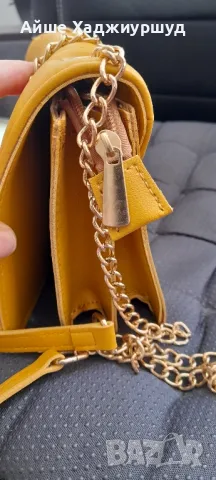 Малка дамска чанта, снимка 1