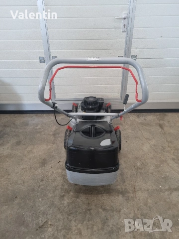 Немска бензинова косачка Alko 4.5 коня, снимка 5 - Градинска техника - 53589569