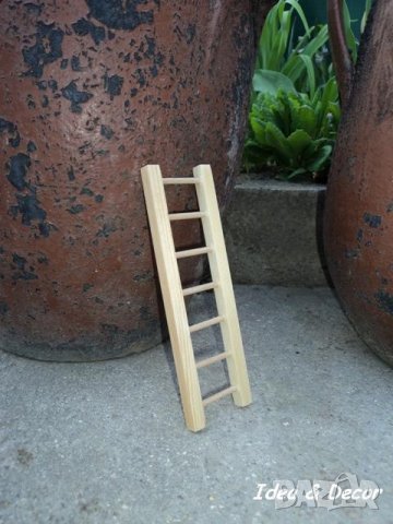Дървена стълбичка модел 1