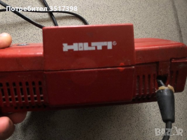 Зарядно Нilti , снимка 3 - Винтоверти - 39849466