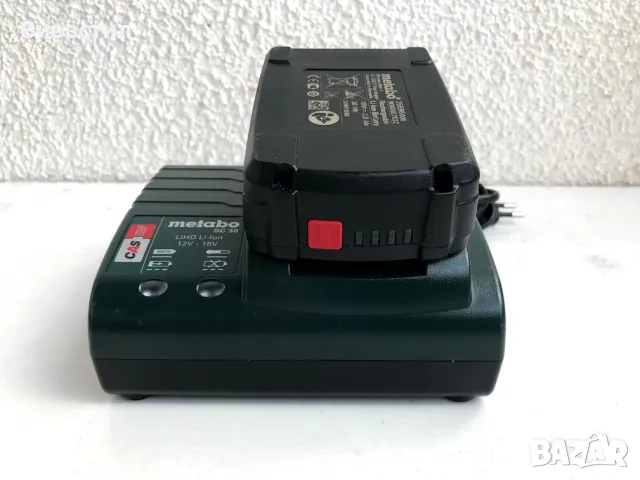 Батерии и зарядни HILTI зарядно C4/36 и батерия B 22/5.2 Li-Ion внос от Германия., снимка 10 - Други инструменти - 49290083