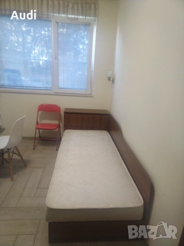 Собственик дава под наем обзаведена партерна боксионера. гв. Варна кв. Колхозен пазар Площад Лаврент, снимка 14 - Апартаменти - 51925770