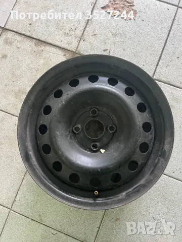 Продавам , снимка 2 - Гуми и джанти - 49773649