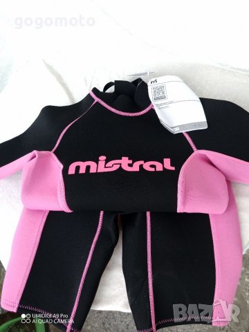 Нов не УПОТРЕБЯВАН неопренов костюм, неопрен , снимка 2 - Водни спортове - 37223523