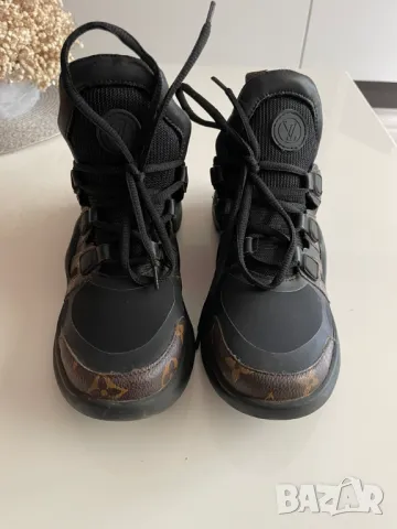 Louis Vuitton Archlight Дамски сникърси, 38 EU, снимка 9 - Маратонки - 49535736