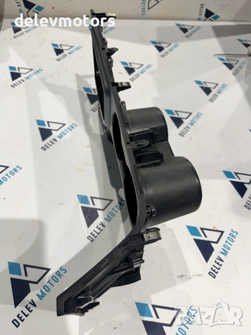 84651-D7100 конзола, cup holder от Hyundai Tucson 2.0 CRDI, 185 ph., 4x4, automatic, engine D4HA, снимка 4 - Части - 53525011