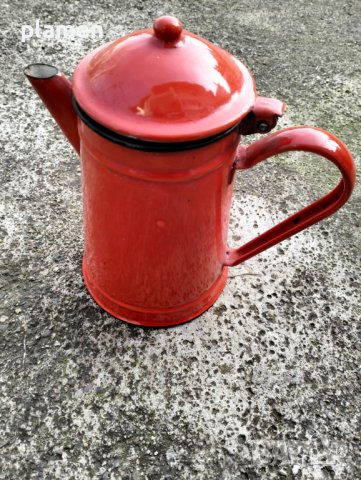 Стар емайлиран чайник кана, снимка 1 - Антикварни и старинни предмети - 43593744
