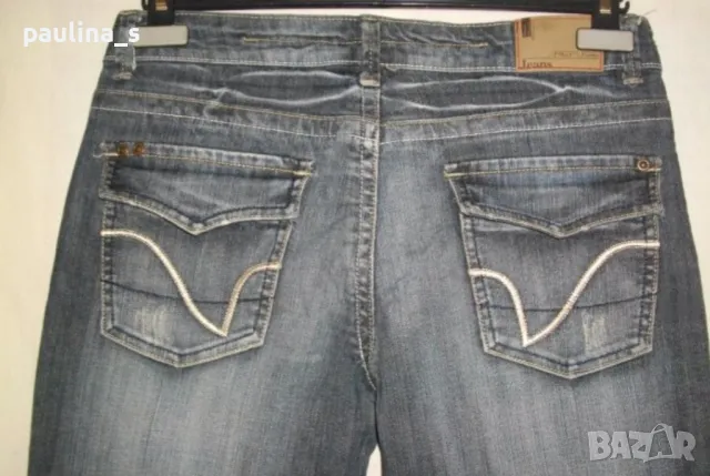 Два различни броя / Винтидж / Дънкови бермуди "College Clan" и "Refuge Denim" , снимка 12 - Къси панталони и бермуди - 15228629