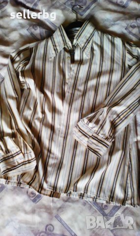 Бяла риза с вертикални цветни ивици размер М, дълги ръкави, снимка 1 - Ризи - 26483370