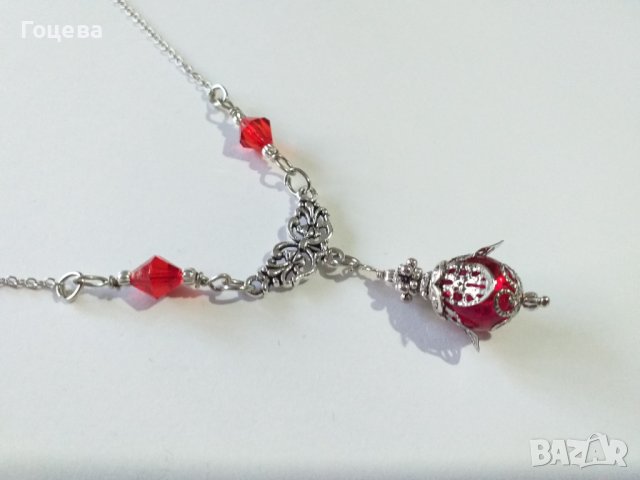 Разкошно колие във Викториански стил в рубинено червено и изящни орнаменти в цвят Сребро  , снимка 3 - Колиета, медальони, синджири - 36622407