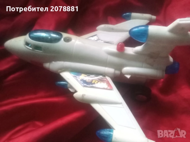 Играчки, снимка 17 - Коли, камиони, мотори, писти - 52985429