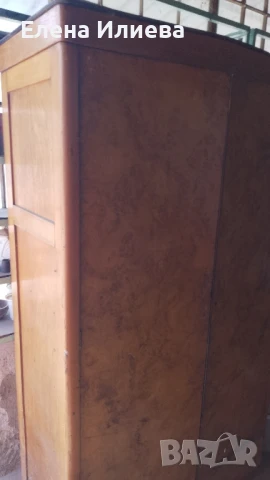 Стар дървен гардероб , снимка 3 - Гардероби - 51126228