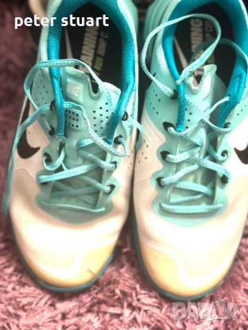 Маратонки Nike, нови в кутия, снимка 2 - Маратонки - 53198078