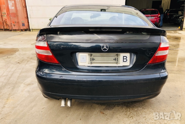 мерцедес ц 220 дизел 646 двигател на 160,000км. Пробег НА ЧАСТИ , снимка 2 - Части - 44841917