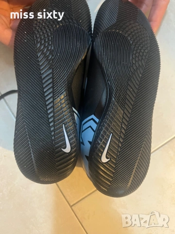 Nike чисто нови оригинални футболни обувки ,размер 32, снимка 8 - Маратонки - 53011968