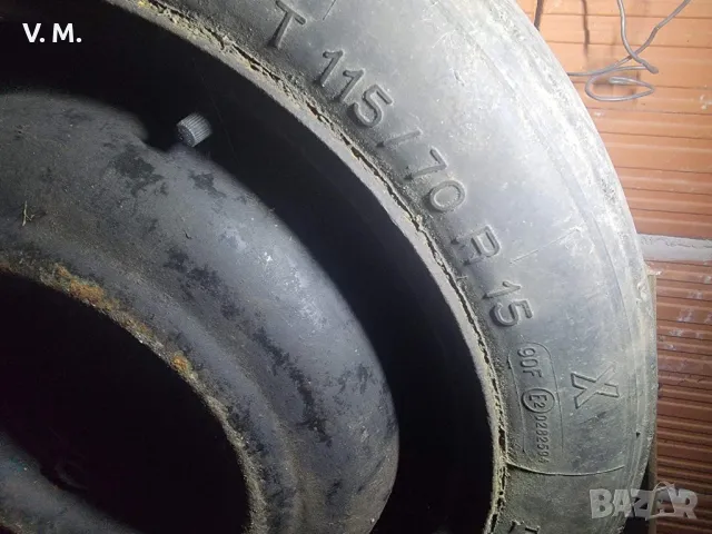 Audi 80 Michelin патерица 15 цола резервна гума, снимка 2 - Гуми и джанти - 48435166