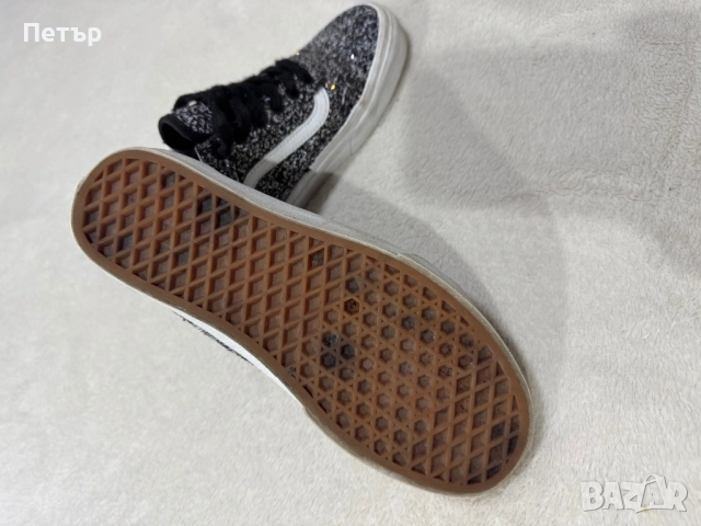 Дамски сникерси VANS, снимка 5 - Дамски ежедневни обувки - 51527275